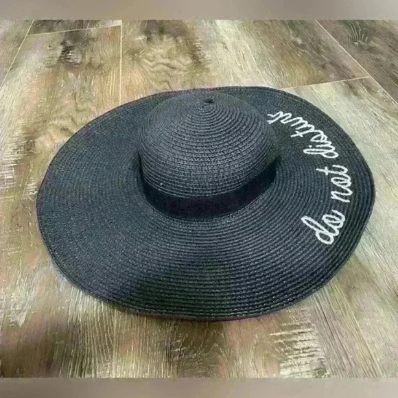 “Do Not Disturb” Black Straw Summer hat - Picture 4 of 7